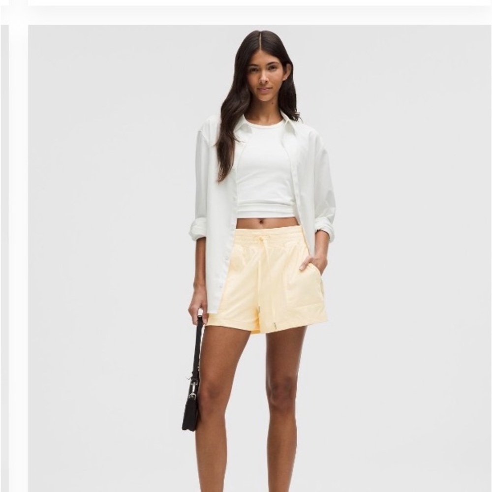 Lululemon Athletica Light Yellow, BUTTERCREAM Dance Studio Athletic Shorts